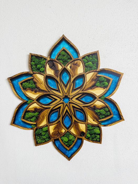 Mechový dřevěný obraz- Mandala Flore