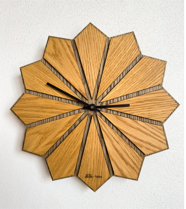 3D Dubové drevené hodiny T-Tatra Úsvit 30cm-50cm-84cm