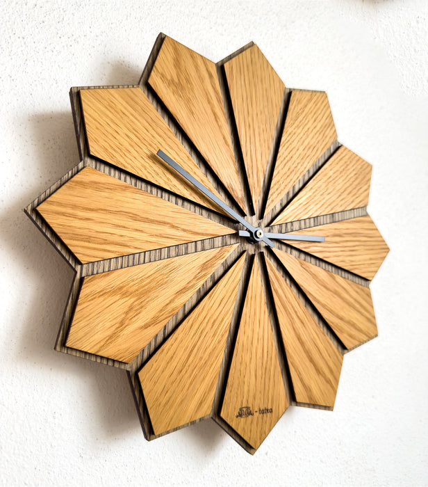 3D Dubové drevené hodiny T-Tatra Úsvit 30cm-50cm-84cm