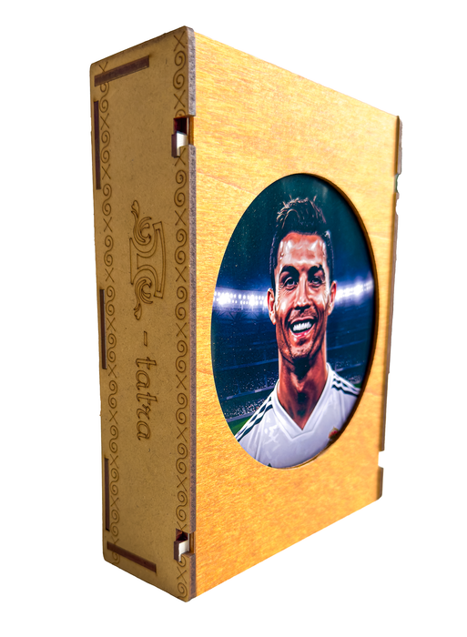 Cristiano Ronaldo - portrét - drevené puzzle