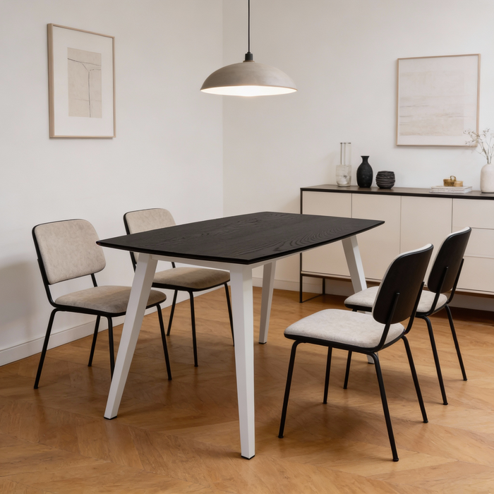 Jedálenský stôl z masívu T-Tatra Sorok