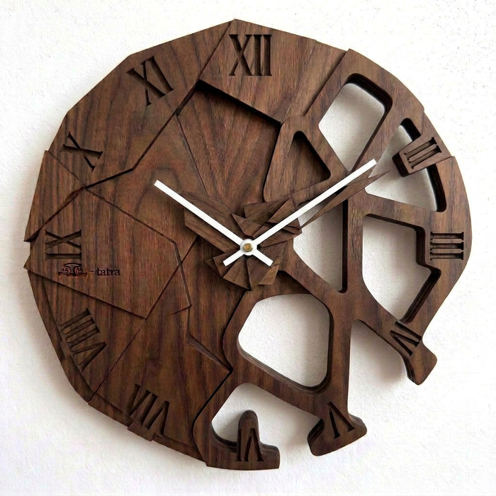 Horloge murale en chêne massif T-Tatra Zygomaticum - Arbre de vie Atama